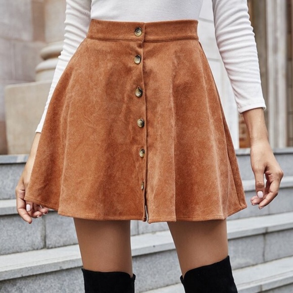 Corduroy button closure black mini skirt fall - Picture 2 of 6